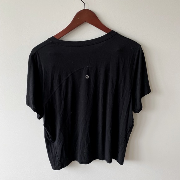 Lululemon loose fit tee